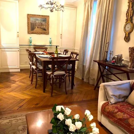 Apartment Paris - Victor Hugo / Villarceau